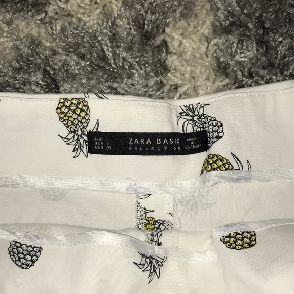 Zara Basics pineapple shorts🍍 - Picture 3 of 6